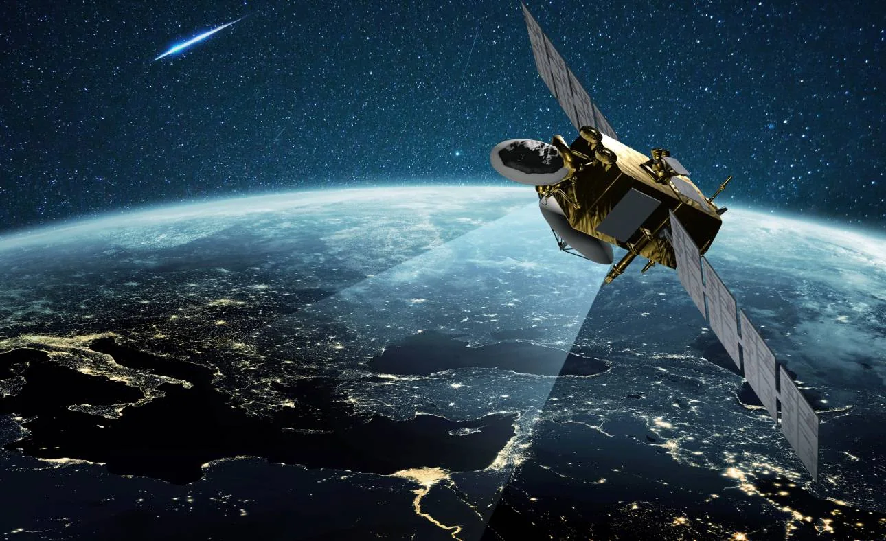 Satellite au-dessus de la Terre